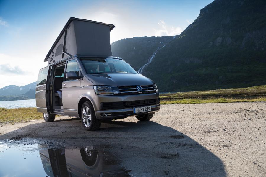  Volkswagen California 2015 года  (фото 4 из 28)